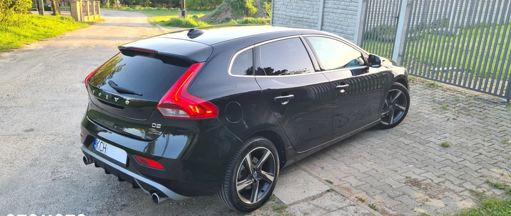 Volvo V40 cena 44900 przebieg: 229000, rok produkcji 2015 z Nowy Dwór Gdański małe 742